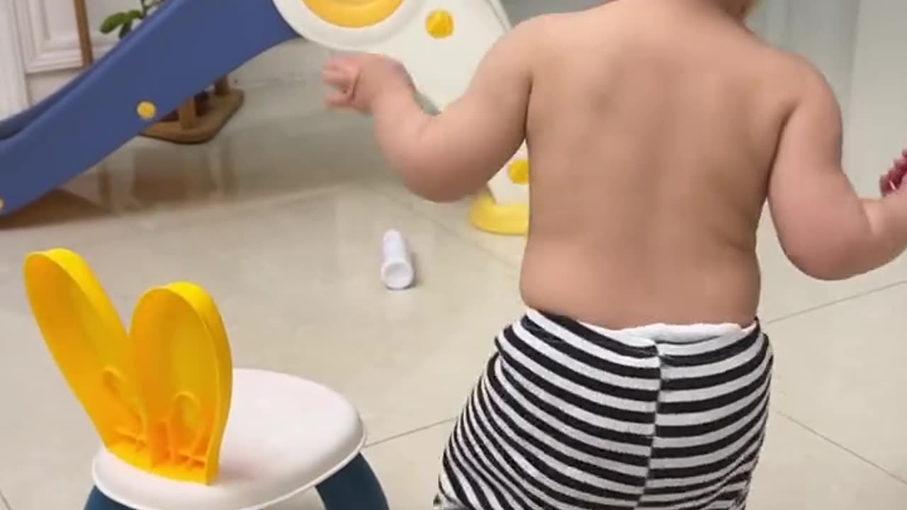 CHILD FUNNY VIDEOS