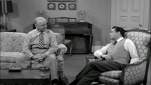 I Love Lucy Season 1 Episode 2 - The Girls Want to go to a Nightclub