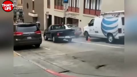 Funny women fail in traffic