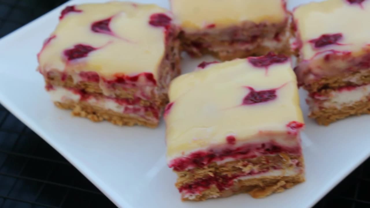 Raspberry Fruit White Chocolate Biscuit Cake Recipes