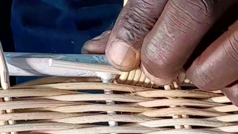 How rattan chair binding is done.