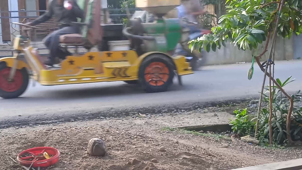 Mobile factory created by the nation's children