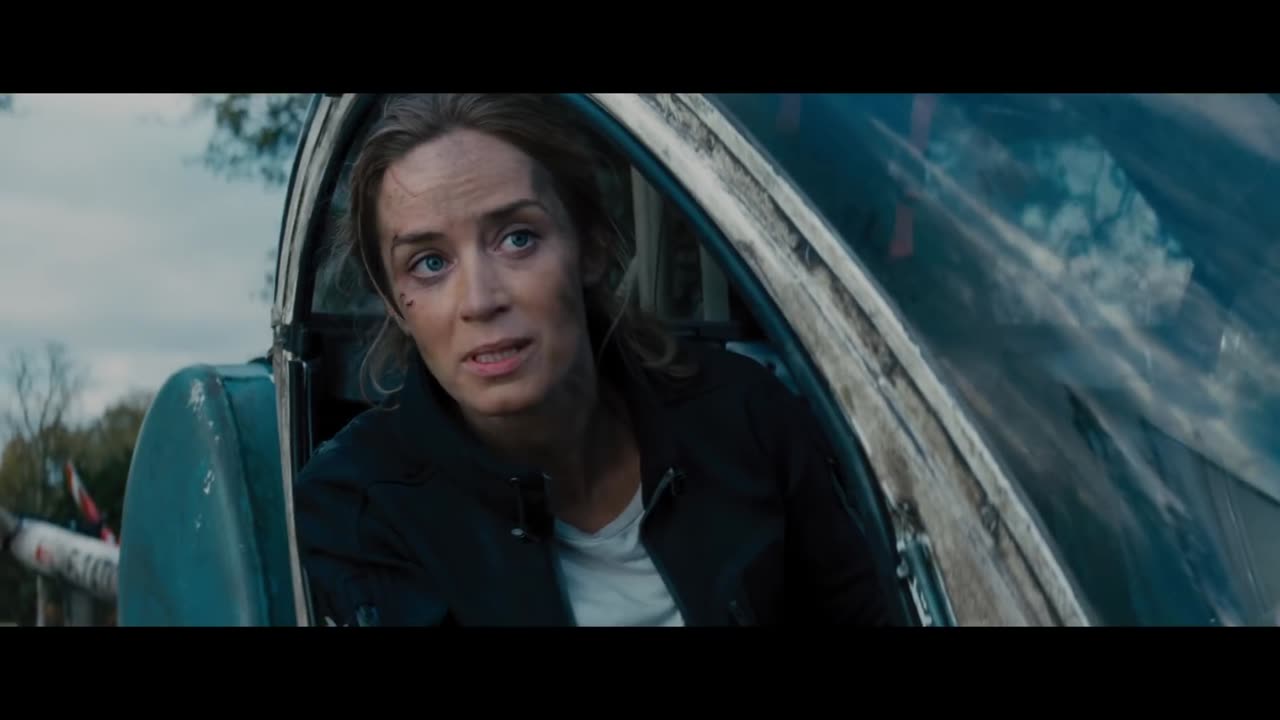 Edge of Tomorrow - Official Trailer 1