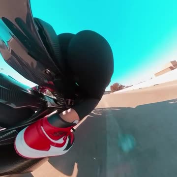 Hot gurl bikini|| bike riding 💦💦