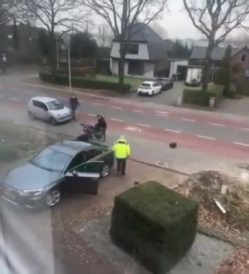 Guy films the delivery of his new car