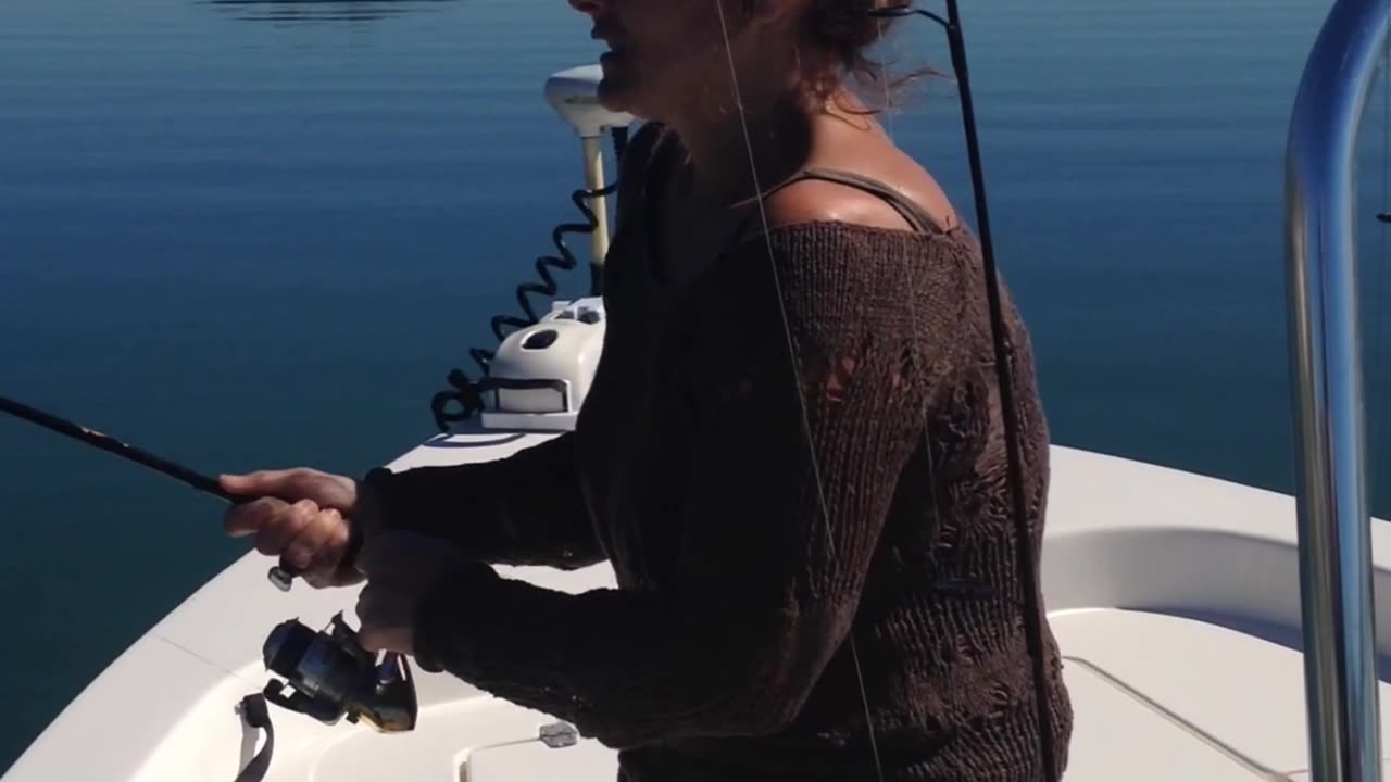 Catching Giant Redfish in the Bay