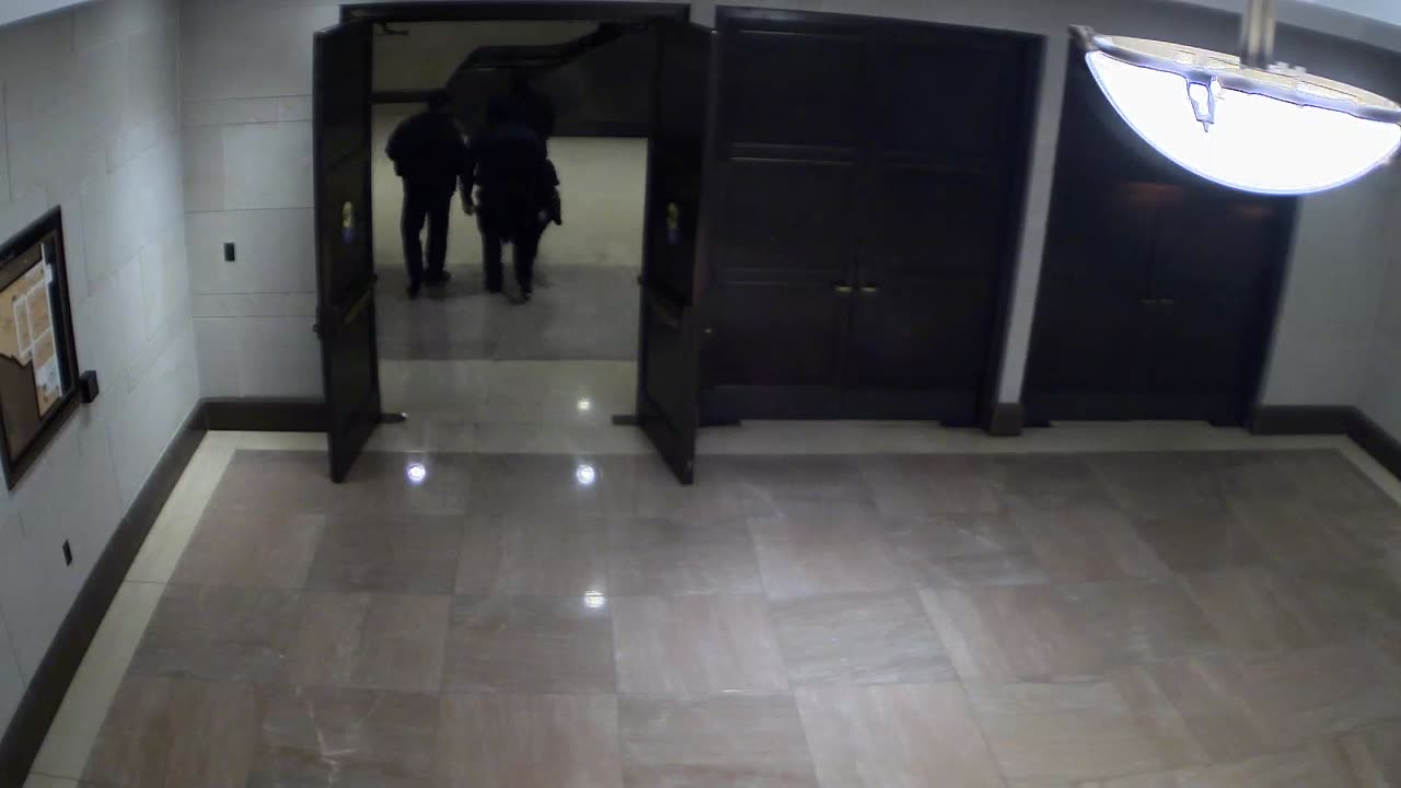 7189CVCLLSVC205_2021-01-06_22h40min01s550ms.mp4