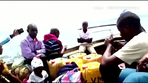 Orphans flee Congo volcano by boat