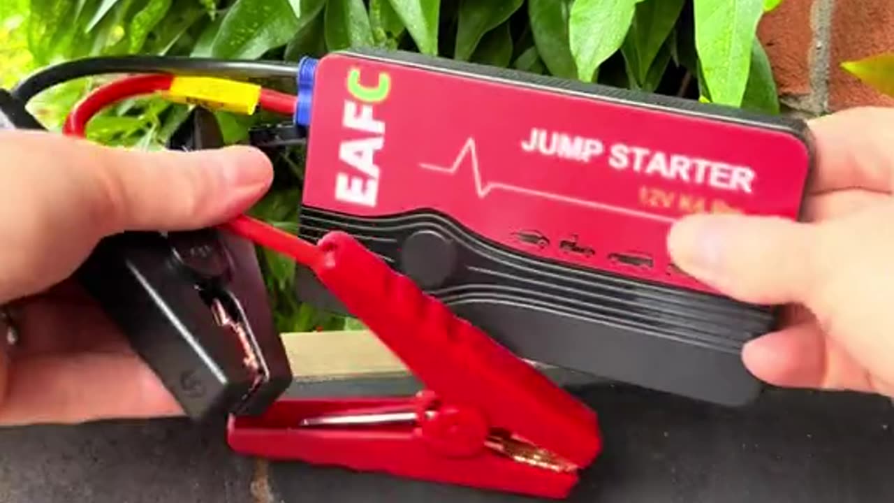 A flat car battery is the WORST! 😫#cars #battery #flat #mechanic #power #fyp