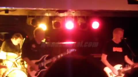 The Flashcubes Talk Live