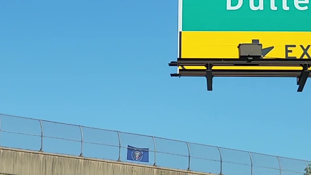 Part 2 US President Seal Flags on I-66