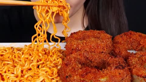 Freshly fried instant noodles and donuts