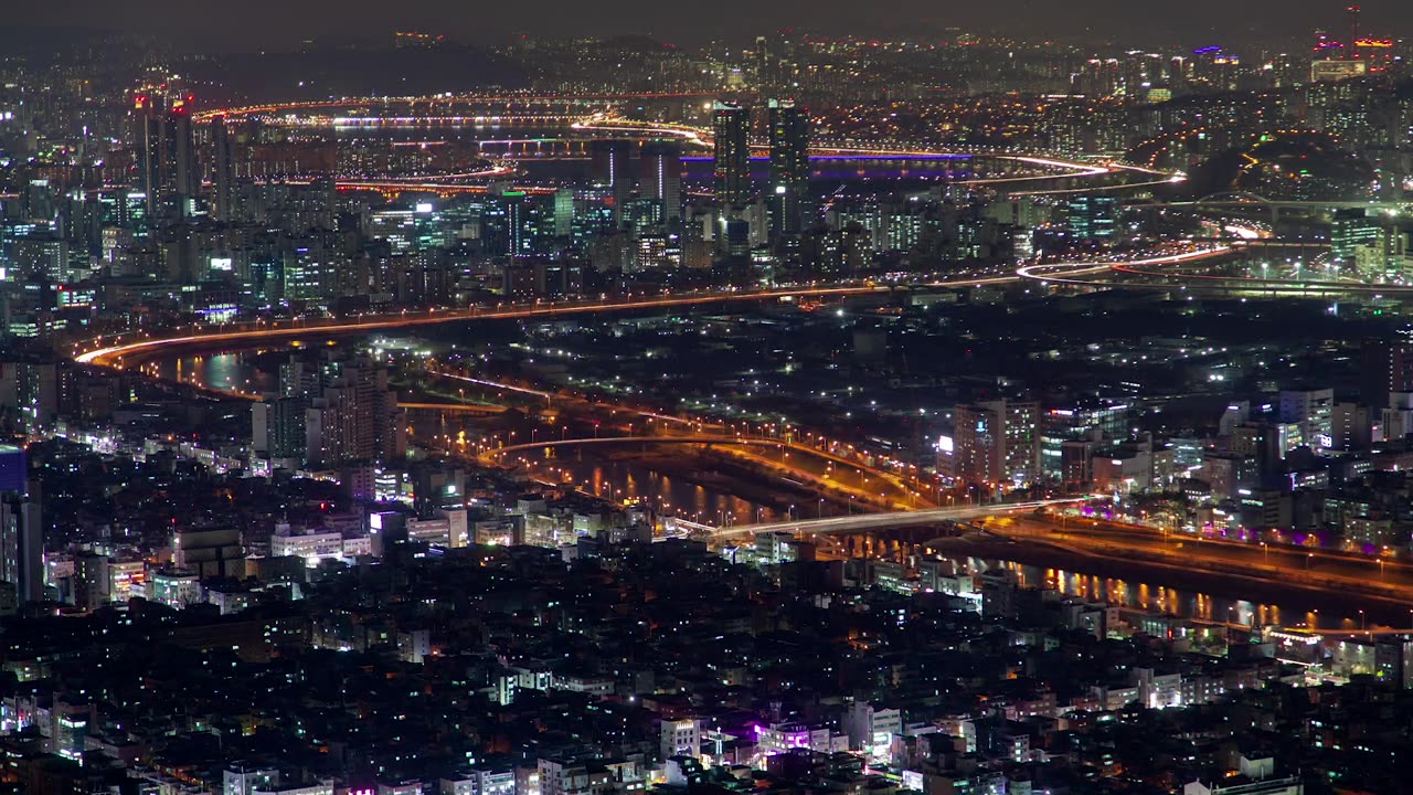 City landscape of Seoul at night