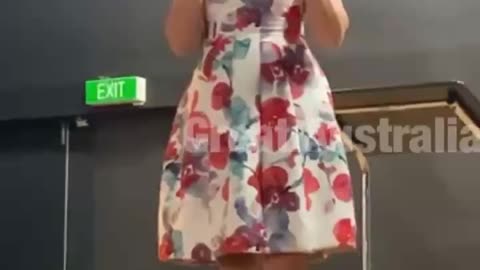 Pauline Hanson: No mandatory for the politicians but for the common people only