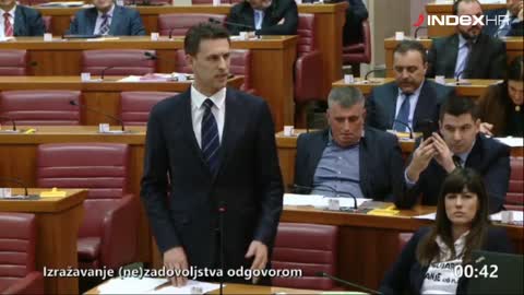 Petrov Plenkoviću: Kako ćete se pojaviti u Vukovaru kada u vezi žrtava ništa ne radite?!