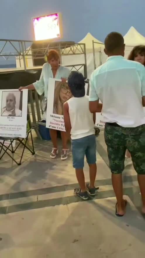 It's really sad, Blame the media, politicians, and doctors