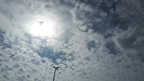 Himmel in Berlin am 23.08.2023 um 12:10 Uhr
