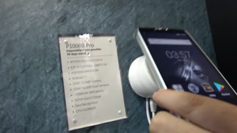 Blackview MAX 1 projector phone