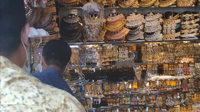 Bangladeshi Jewellers in Dhaka city.