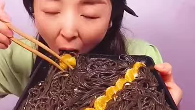 EATING BLACK NOODLES IN FASTEST WAY..