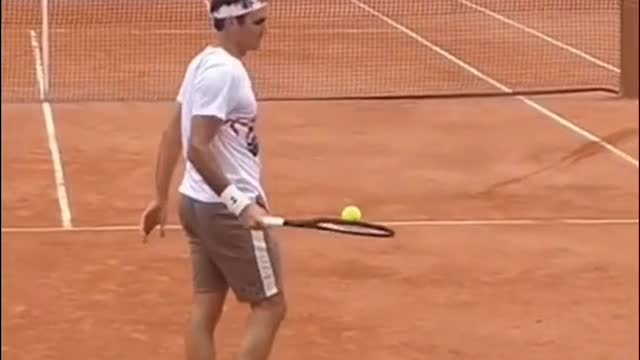 Federer's tennis skills are amazing