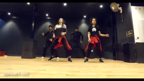 BOM Bom Diggy Bum bum Knight Jasmine Walia Tejas Dhoke.