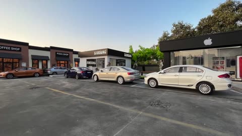 DIY World’s Smallest SAMSUNG Store 1-18 Scale Mini Diorama - Scale Model Cars