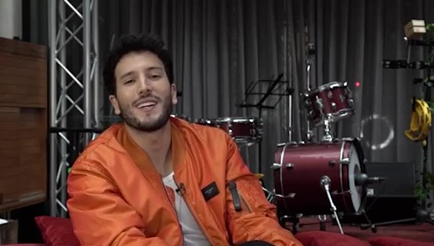 El Universal y Viernes, vitrina de artistas