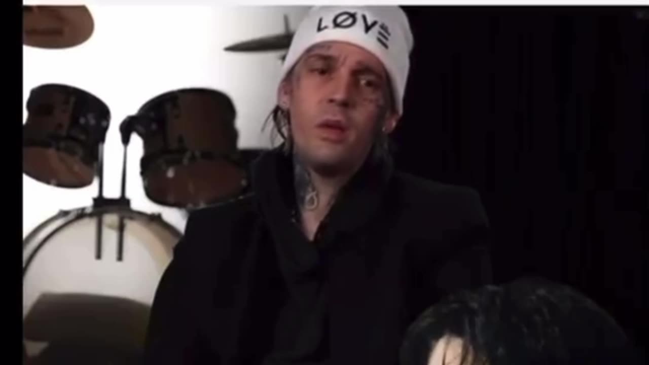 Aaron Carter was asked SEXUAL⁉️’s about Michael Jackson by FBI & they tried to get Aaron to LIE about Michael