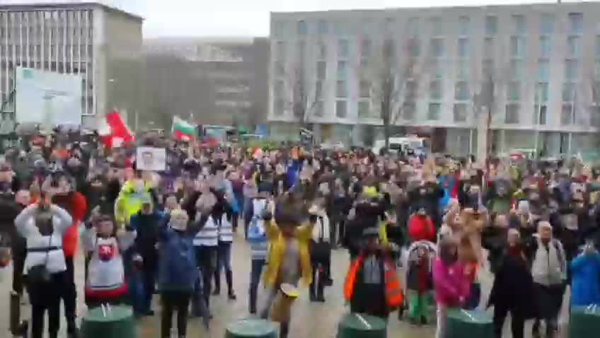 German Protest Support for Canada