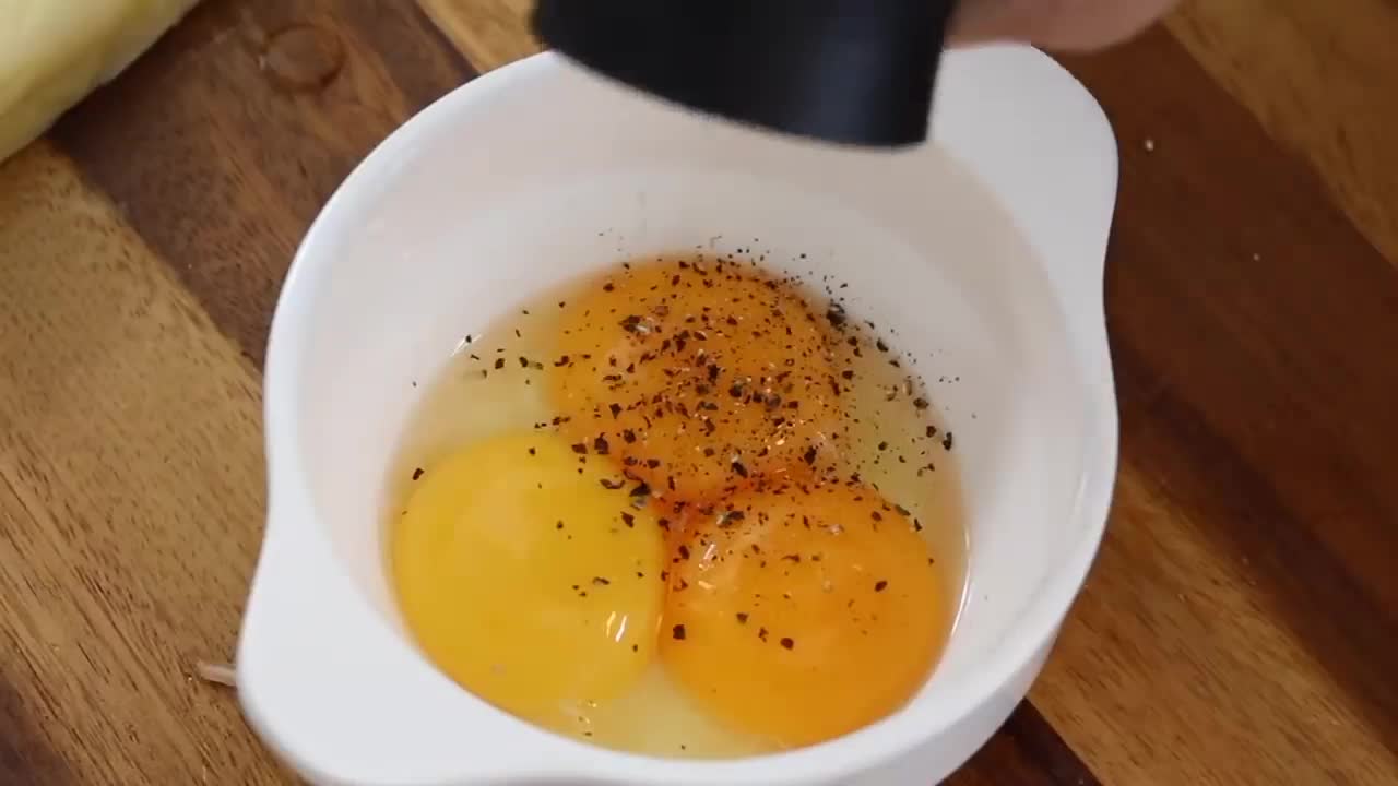 MACARRÃO Á CARBONARA