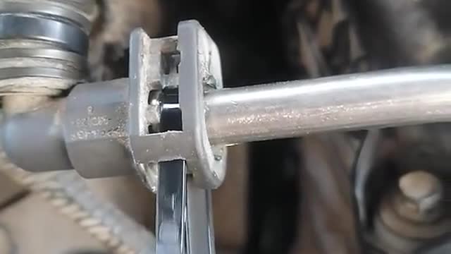 Automobile connection plug