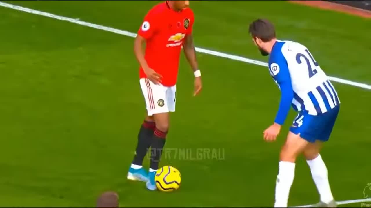 Extraordinary football plays in 2020