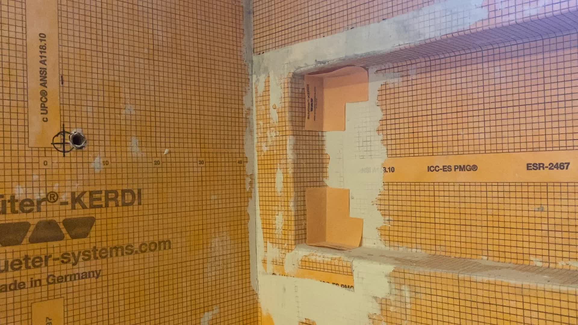 Setting Kerdi Corners on Shower Niche part 2