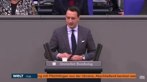 Matthias Helferich diagnostiziert Karl Lauterbach im Bundestag.