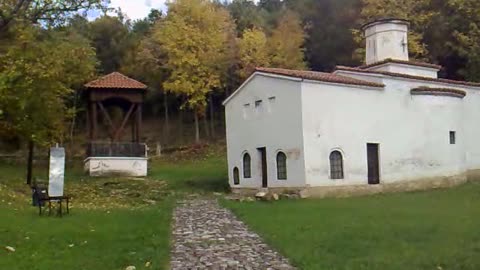 MANASTIR U SLAVU PEDESETNICE- silazak DUHA SVETOGA na Apostole-MONASTERY SAINT