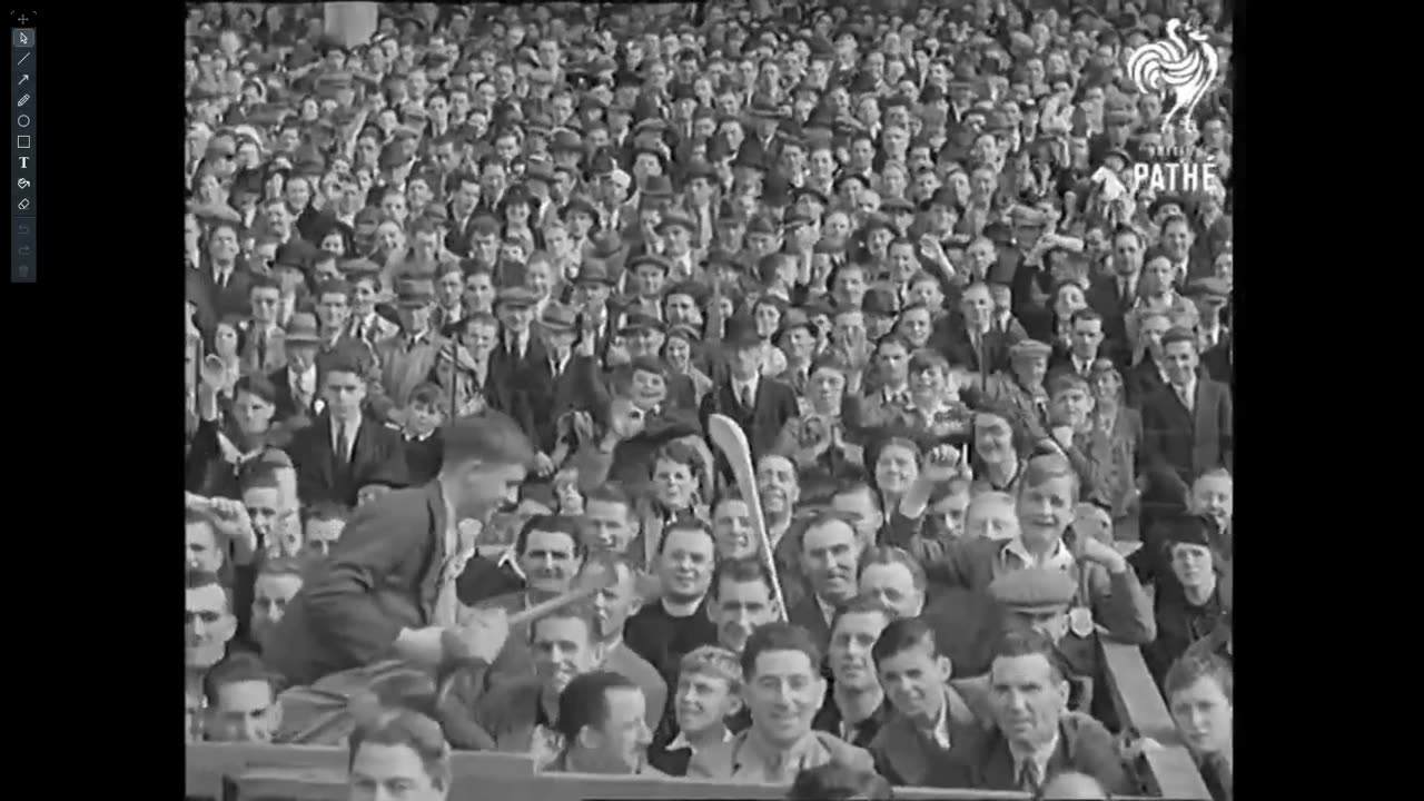 1938 All-Ireland Hurling Final -Dublin V Waterford (Pathe News)