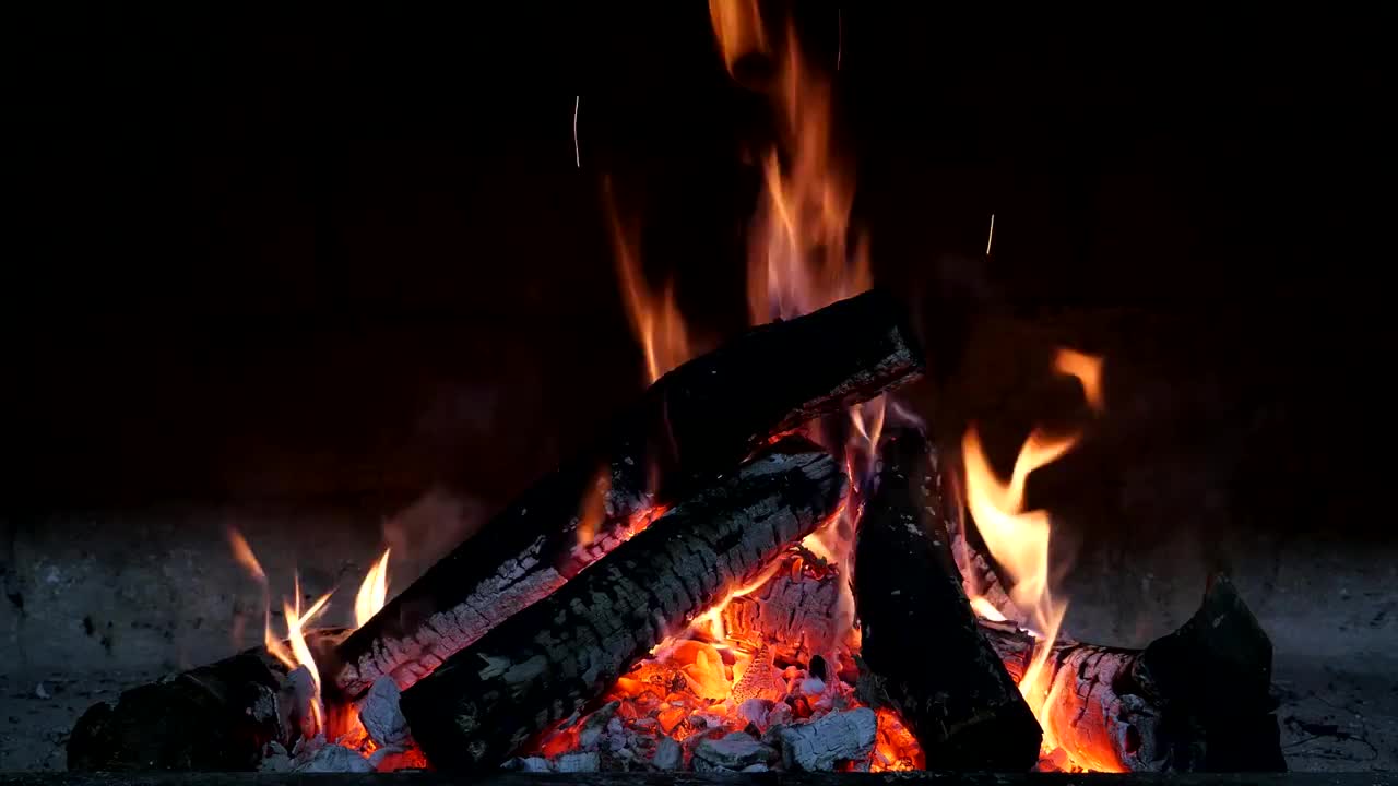 Fireplace Fire BurningRelaxing Screensaver