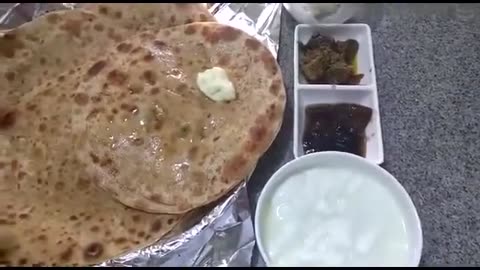 Classic Indian Dish: Stuffed Cauliflower Paratha (Watch & Prepare)