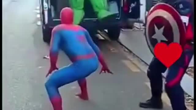 war is begin 🤪 🕷 LIKE and SUBSCRIBE for MORE ❤✌️ SPIDER MAN REAL LIFE BEST IN HD #SHORTS