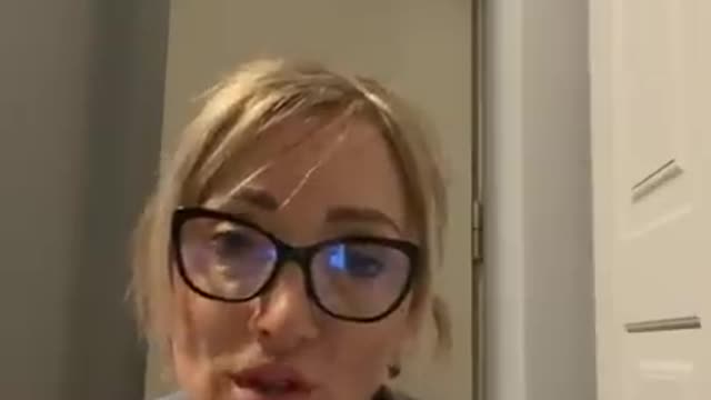 Barbara Balanzoni: Super Green Pass