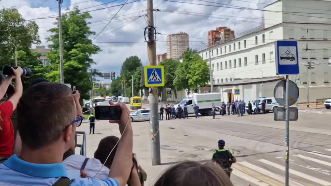 Ambulances are entering prison. Ruzzian media said that operation was