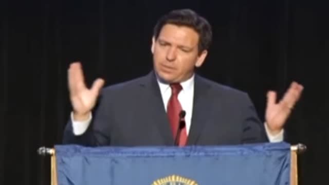 DeSantis taking notes straight outta Trump and the Patriots’ playbook.