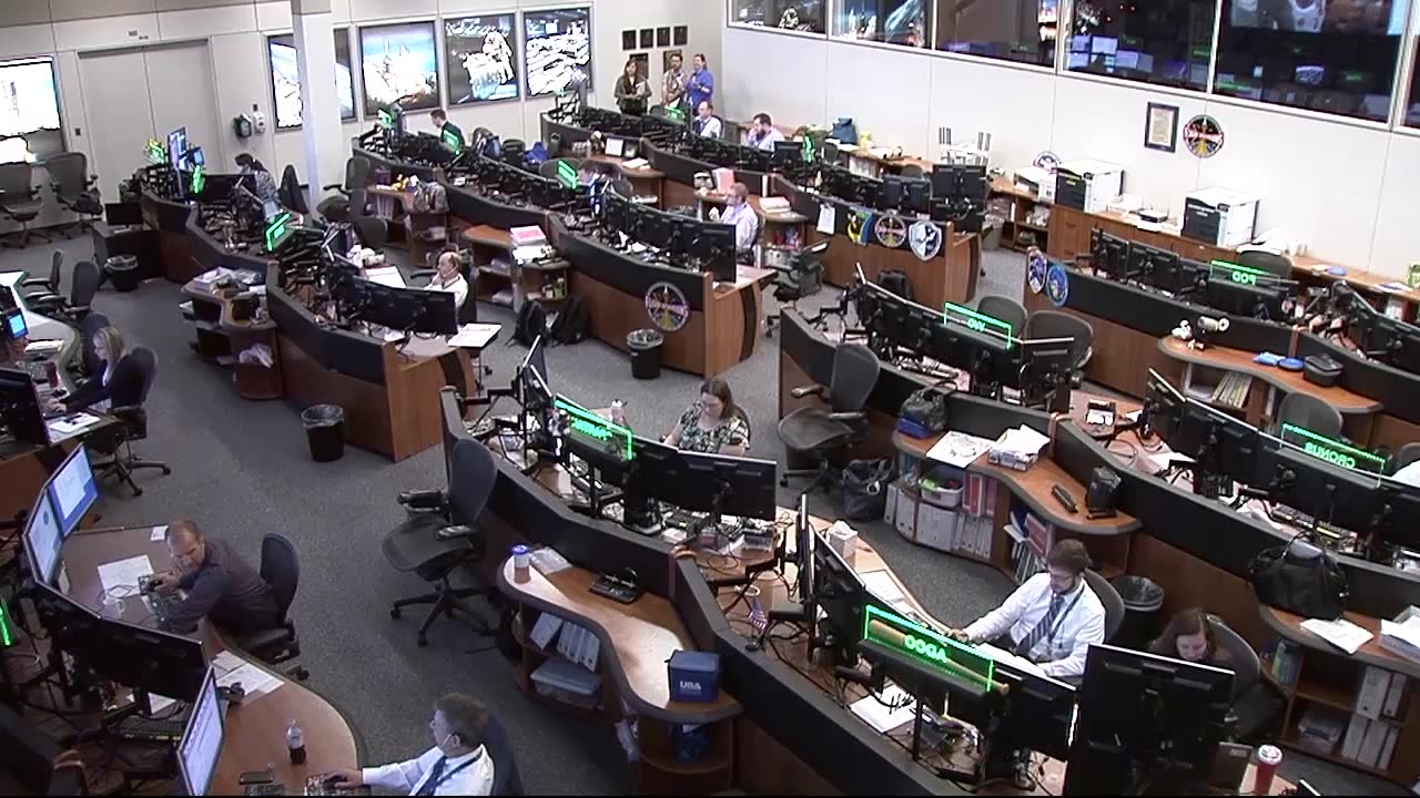 Space Station Crew Discusses Life in Space with the Media