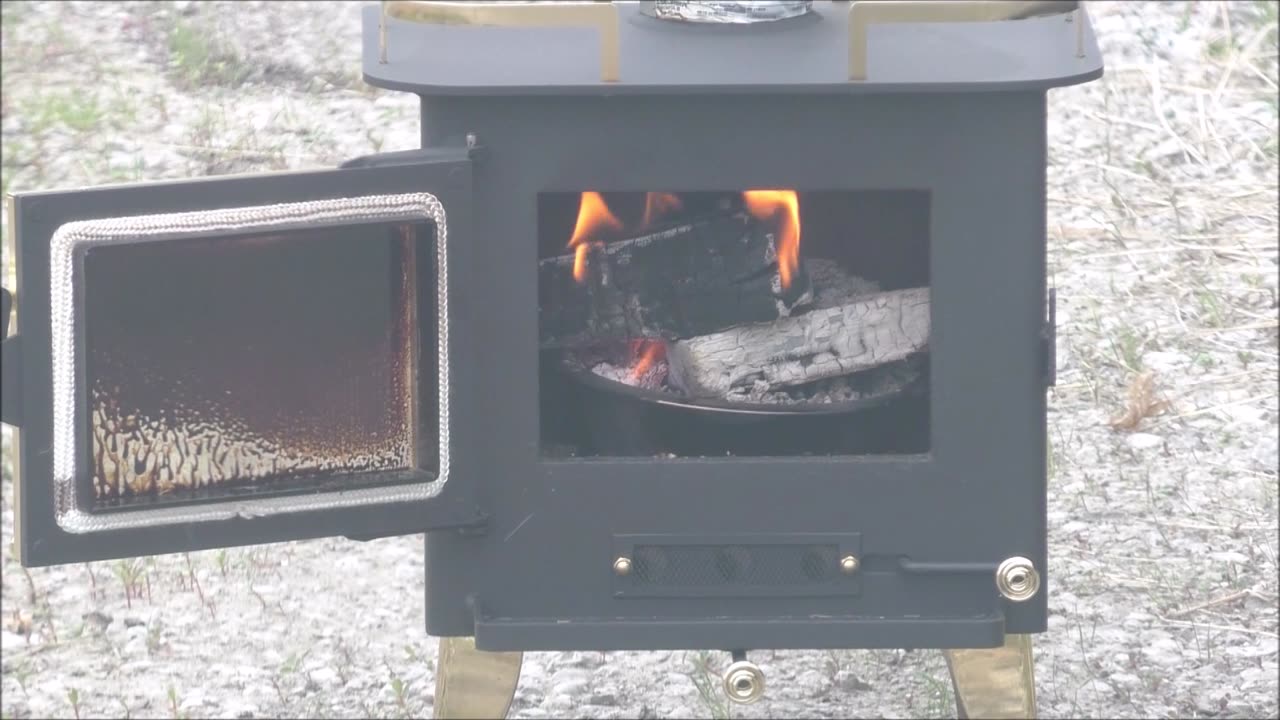 Cubic Mini Grizzly Wood Stove Experament
