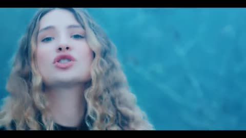 Irmak Arıcı - Asık Suratım