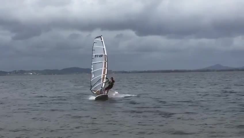 WINDSURF