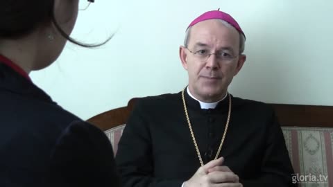 Liturgy, as in exile from Avignon Bishop - Auxiliary Bishop Athanasius Schneider