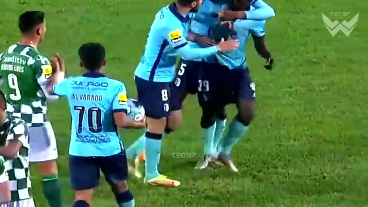 Football Moments With No Law