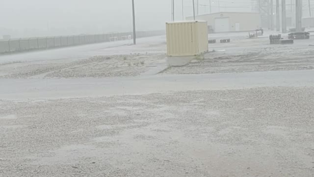 Pouring down in SE TEXAS